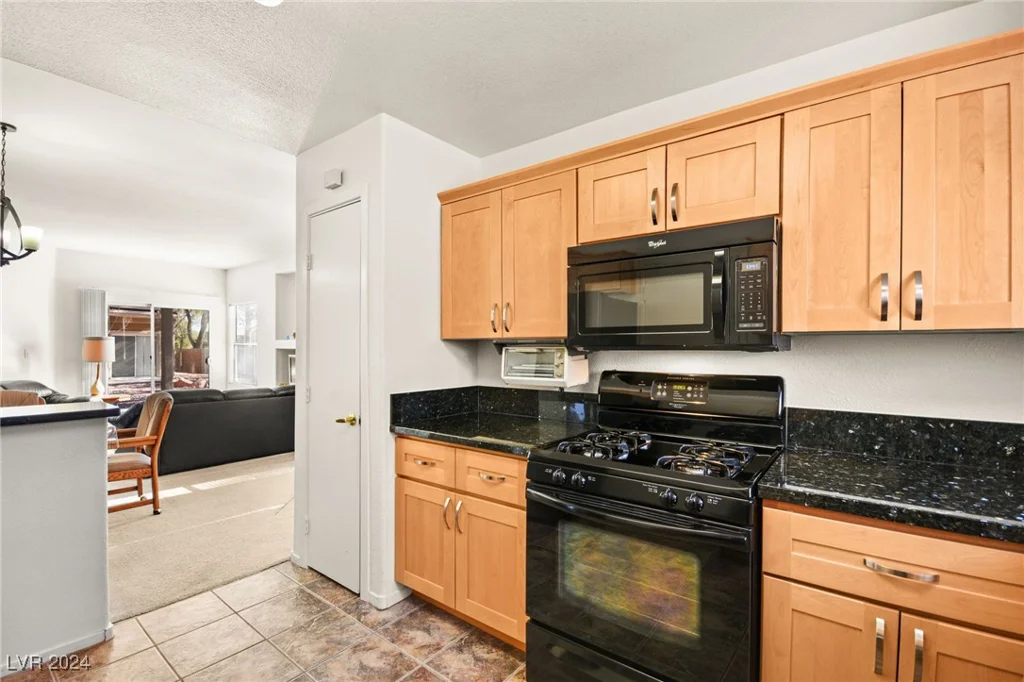 5125 Reno, Las Vegas, NV 89118