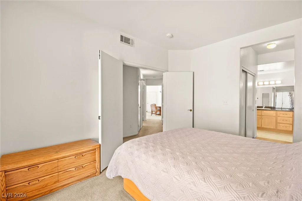 5125 Reno, Las Vegas, NV 89118