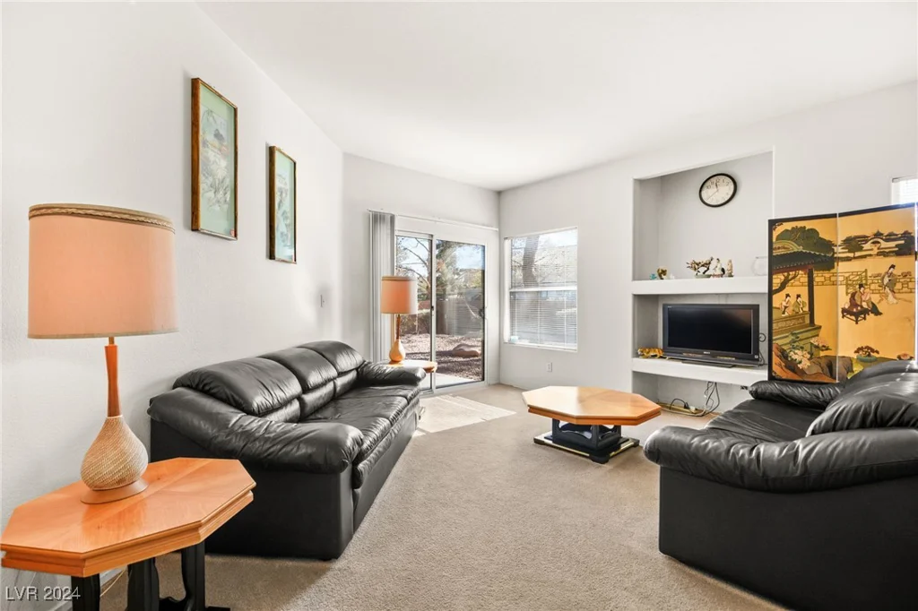 5125 Reno, Las Vegas, NV 89118
