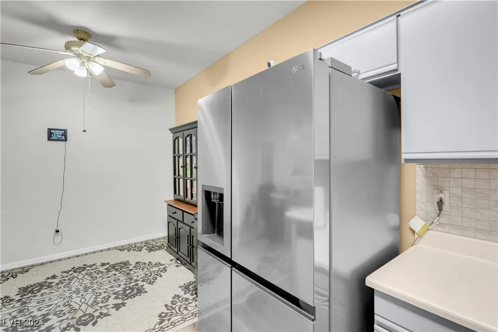 5751 Hacienda, Las Vegas, NV 89122