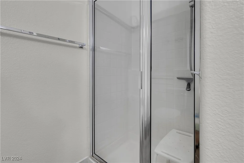 5751 Hacienda, Las Vegas, NV 89122