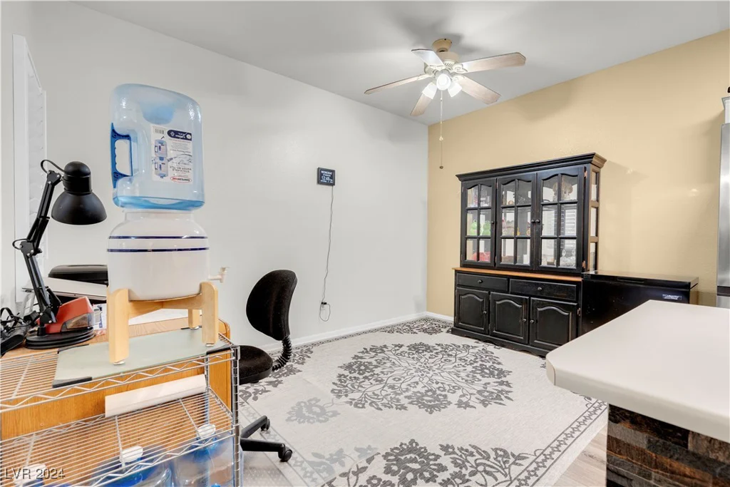5751 Hacienda, Las Vegas, NV 89122
