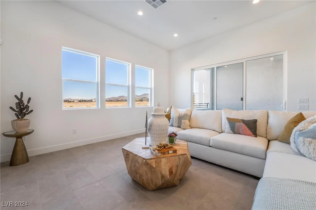 2486 Indigo Mountain, Henderson, NV 89044
