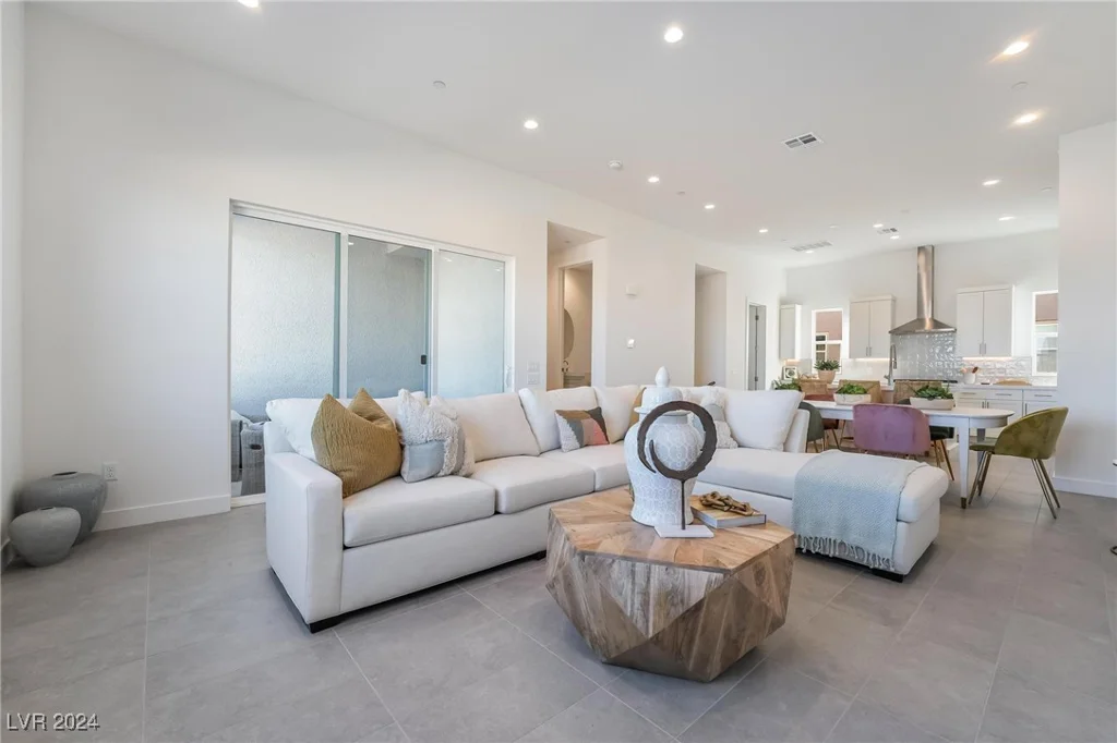 2486 Indigo Mountain, Henderson, NV 89044
