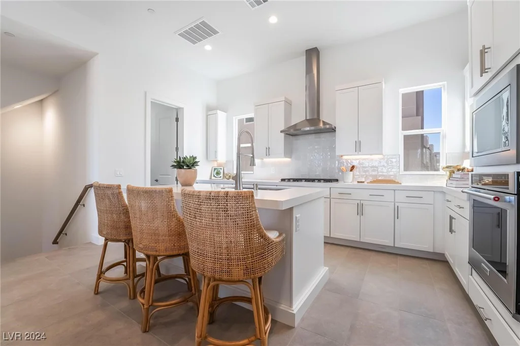 2486 Indigo Mountain, Henderson, NV 89044