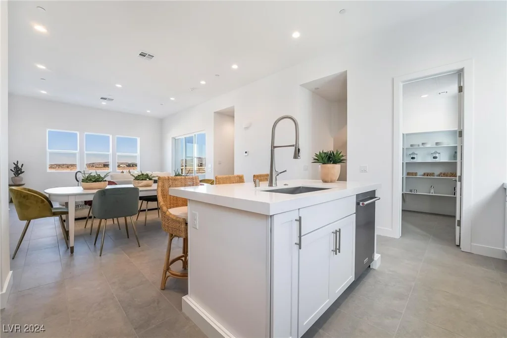 2486 Indigo Mountain, Henderson, NV 89044
