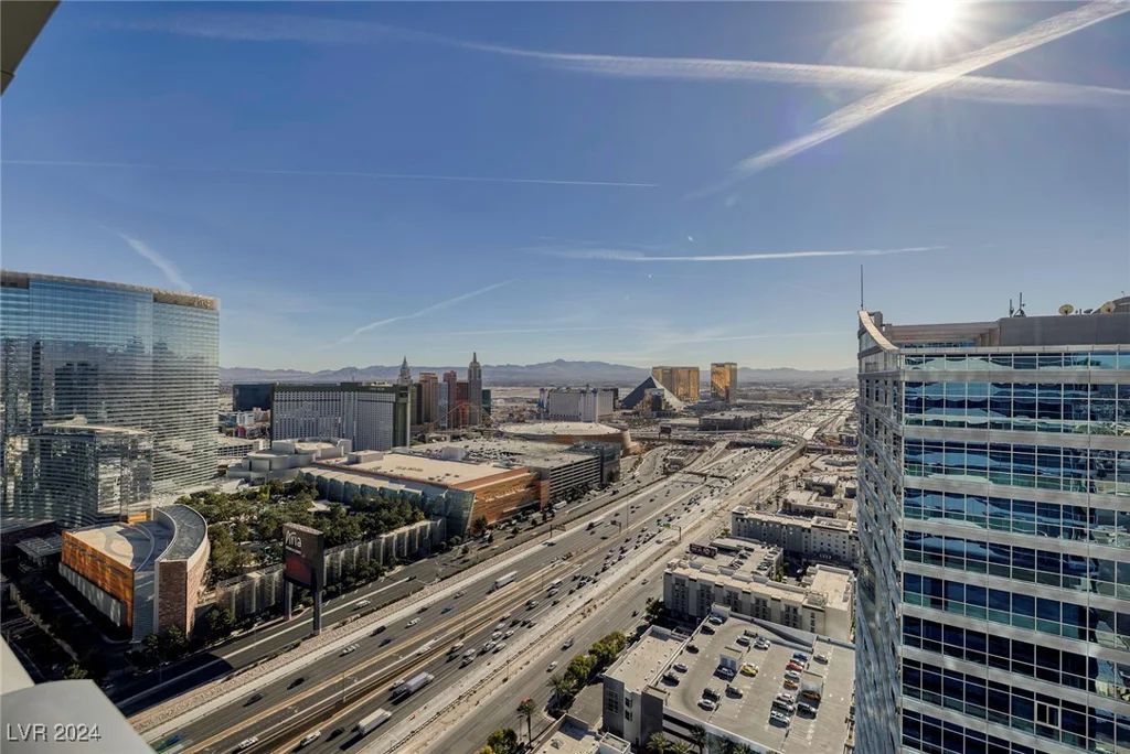 4471 Dean Martin, Las Vegas, NV 89103