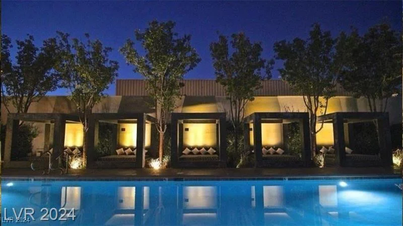 4471 Dean Martin, Las Vegas, NV 89103
