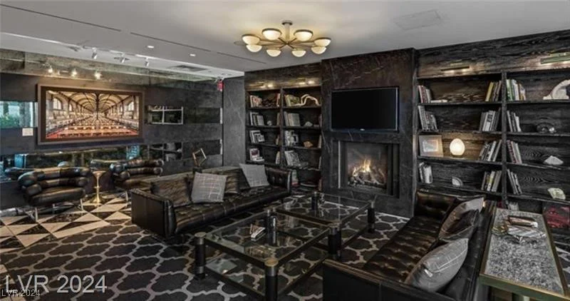 4471 Dean Martin, Las Vegas, NV 89103