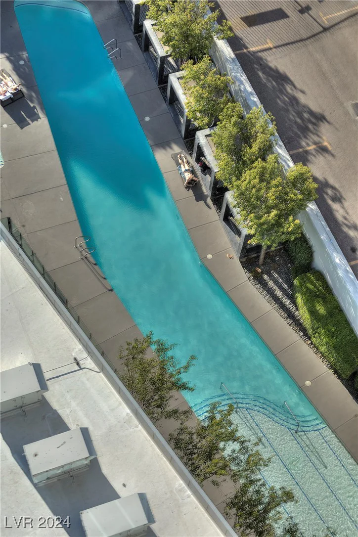 4471 Dean Martin, Las Vegas, NV 89103