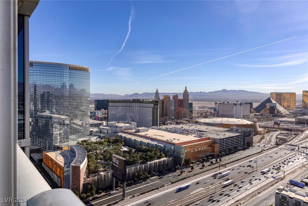 4471 Dean Martin, Las Vegas, NV 89103
