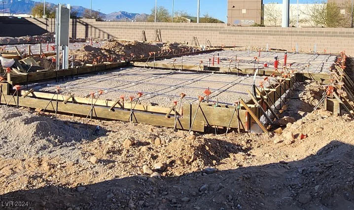7104 Parkallen, Las Vegas, NV 89113