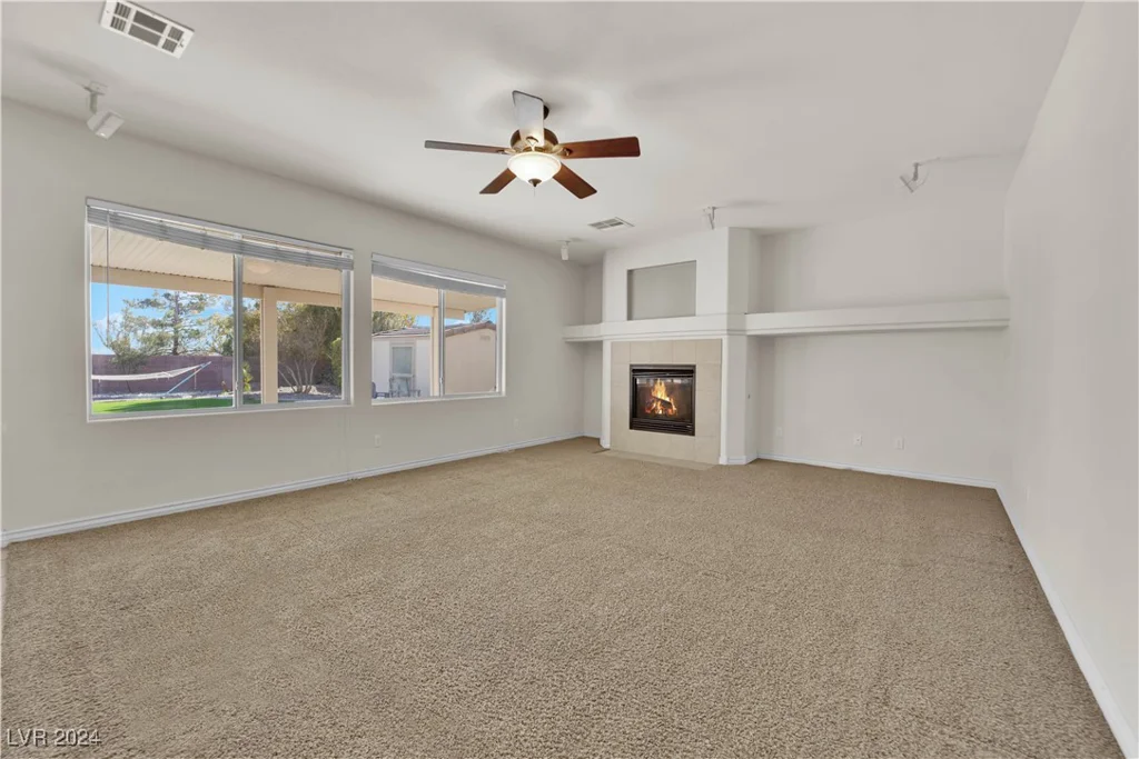 5484 Oatfield, North Las Vegas, NV 89081
