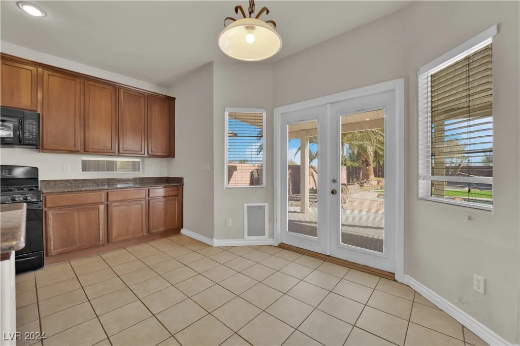 5484 Oatfield, North Las Vegas, NV 89081