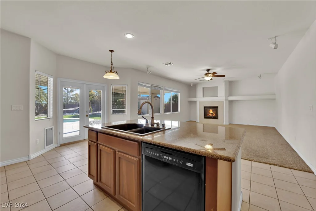 5484 Oatfield, North Las Vegas, NV 89081