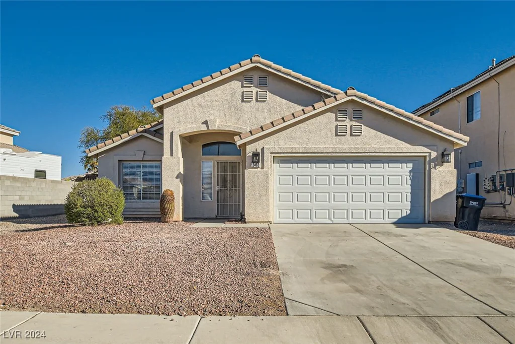 2432 Country Valley, North Las Vegas, NV 89030