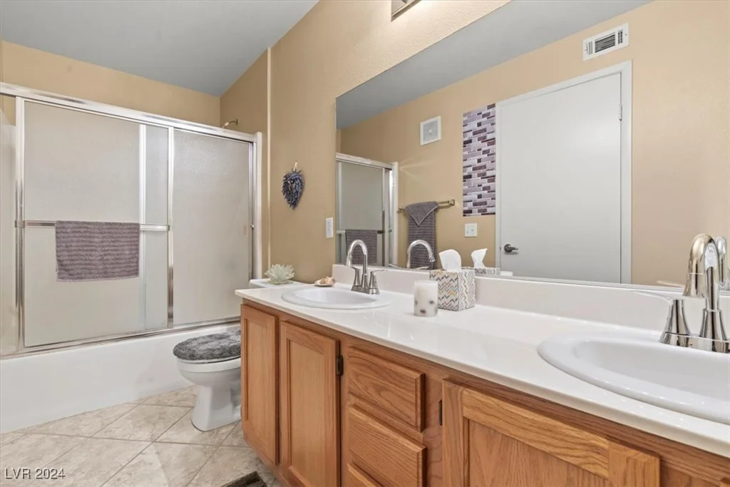 3425 Russell, Las Vegas, NV 89120