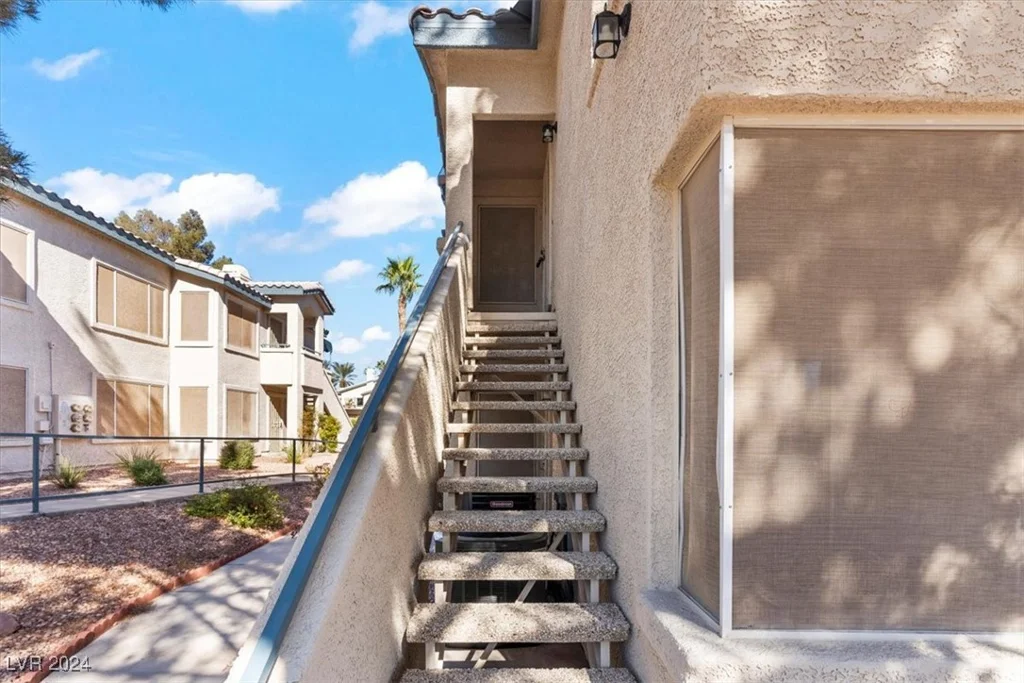 3425 Russell, Las Vegas, NV 89120
