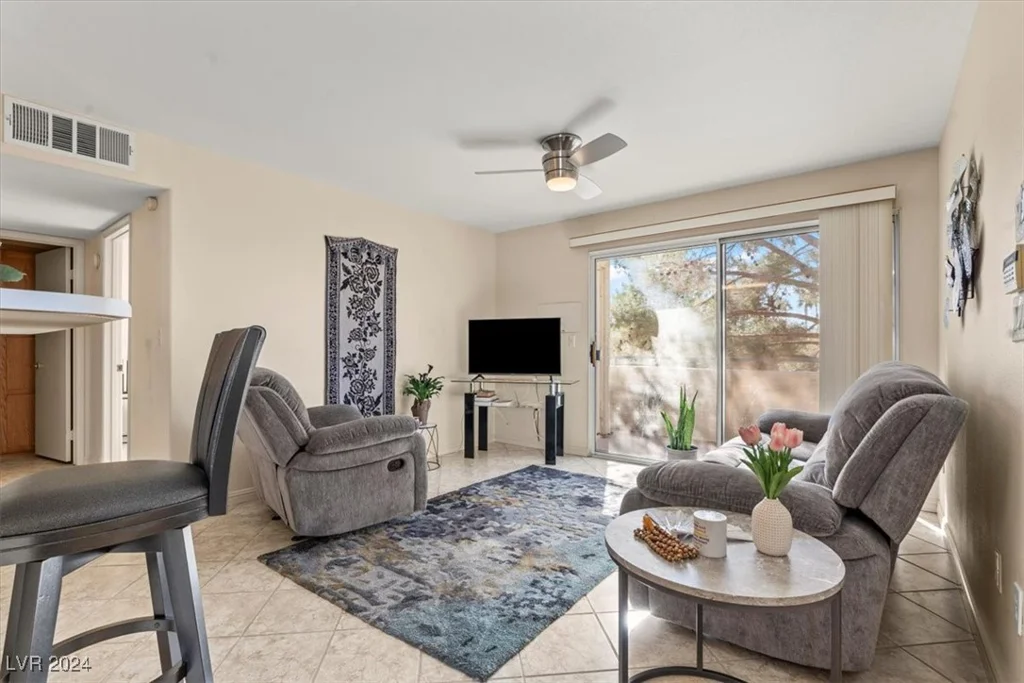 3425 Russell, Las Vegas, NV 89120