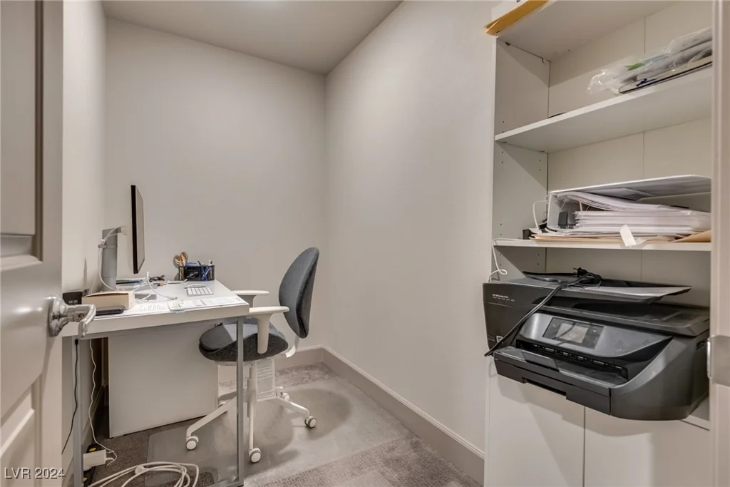 6836 Vista Roma, Las Vegas, NV 89139