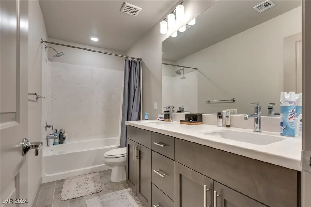 6836 Vista Roma, Las Vegas, NV 89139
