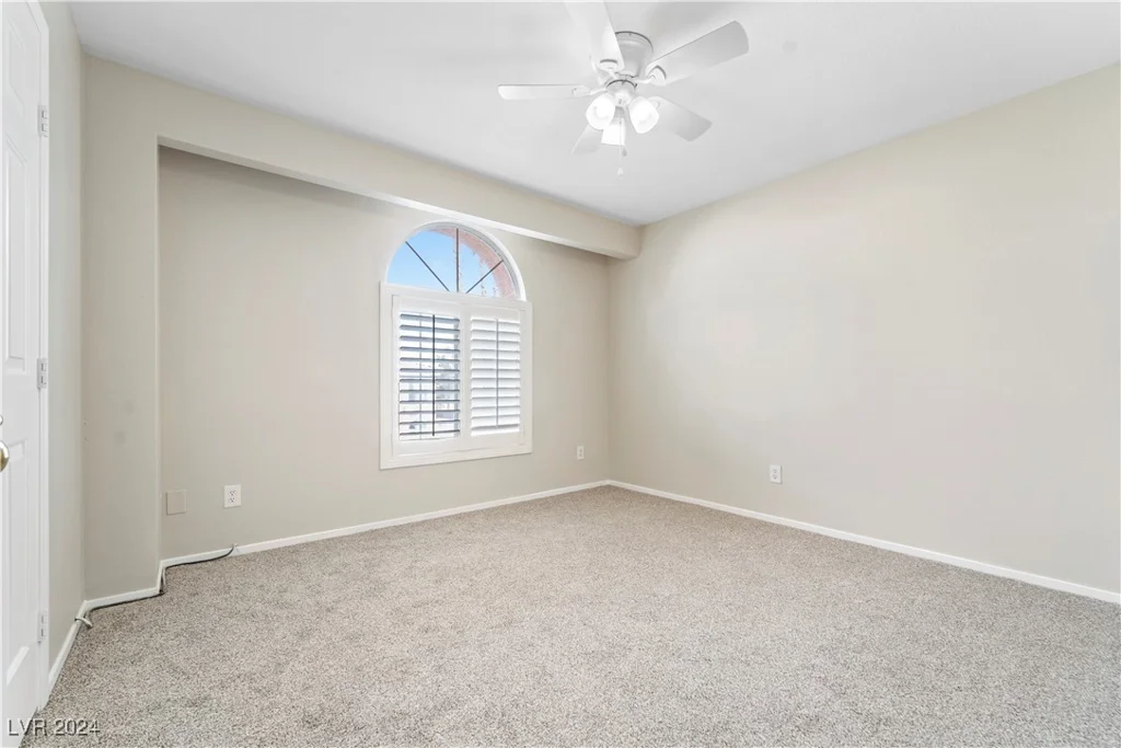 8405 Sewards Bluff, Las Vegas, NV 89129
