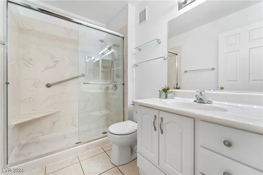8405 Sewards Bluff, Las Vegas, NV 89129