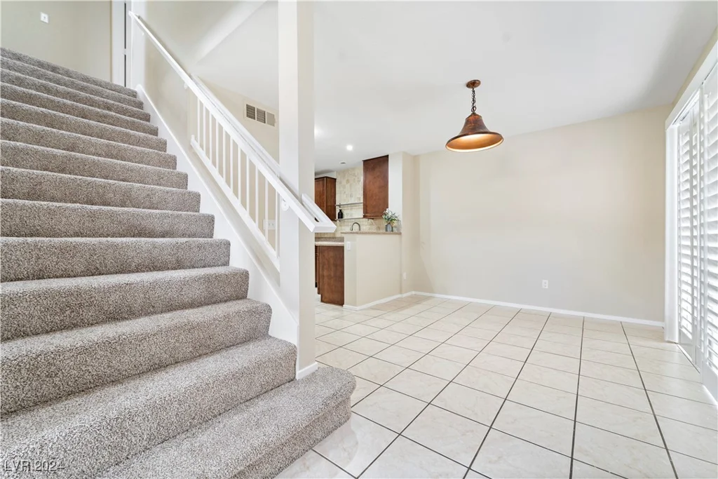 8405 Sewards Bluff, Las Vegas, NV 89129