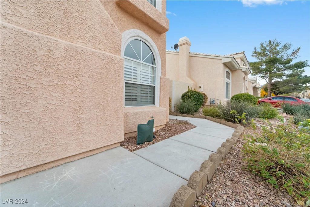 8405 Sewards Bluff, Las Vegas, NV 89129