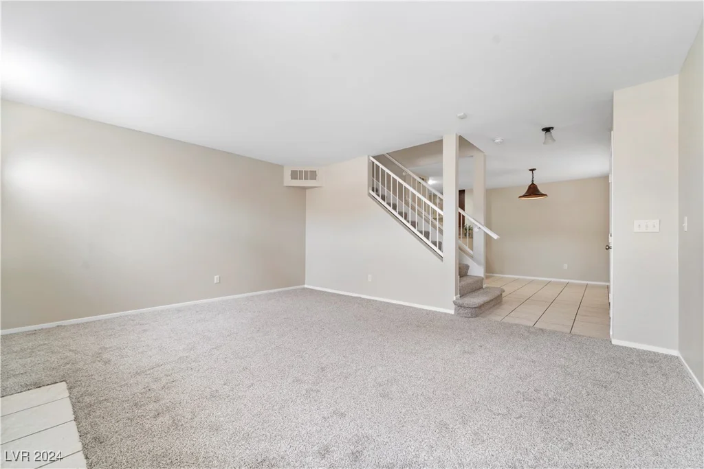 8405 Sewards Bluff, Las Vegas, NV 89129