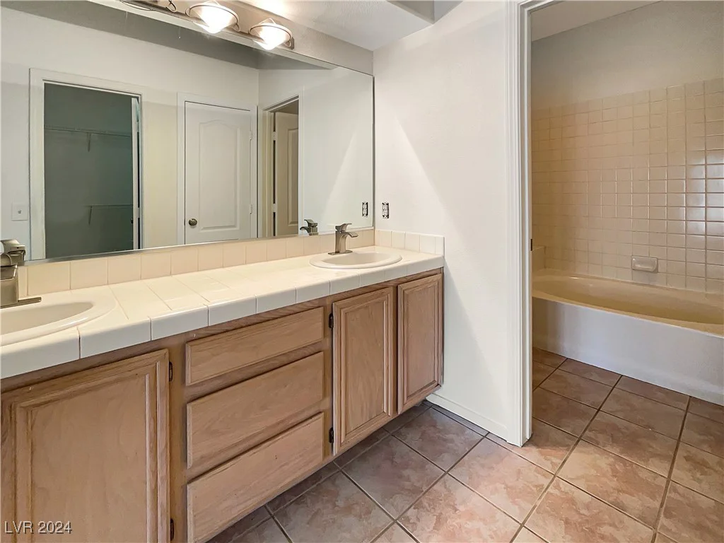 5998 Greenery View, Las Vegas, NV 89118