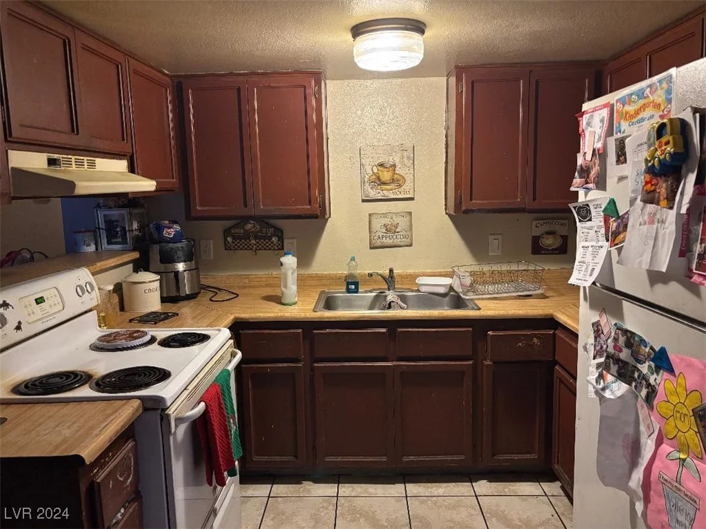 4705 Lucite, Las Vegas, NV 89115
