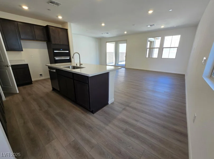 543 Preston Oak, Las Vegas, NV 89138