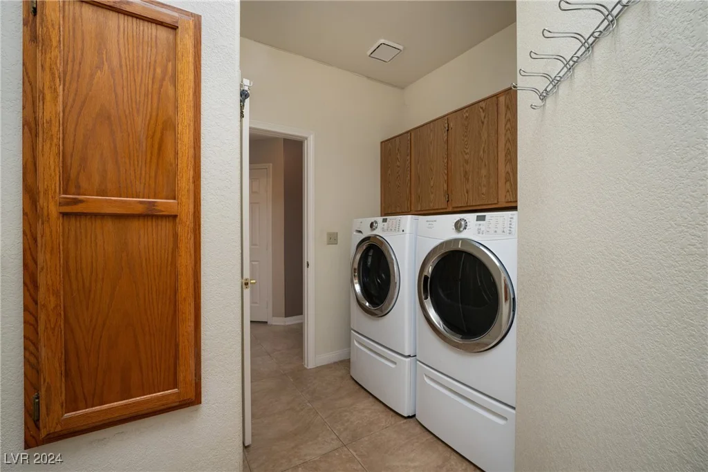 2003 Grafton, Henderson, NV 89074