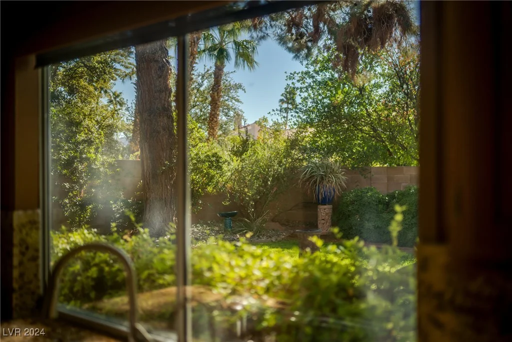 2003 Grafton, Henderson, NV 89074