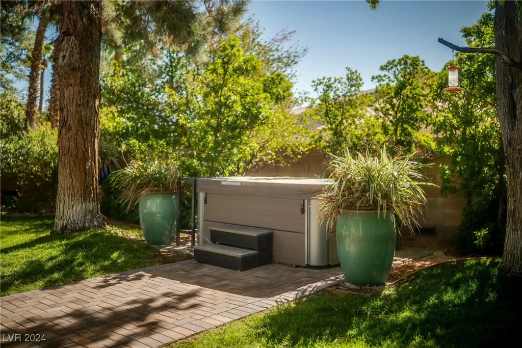 2003 Grafton, Henderson, NV 89074