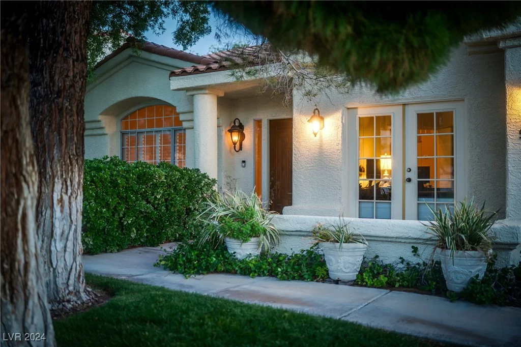 2003 Grafton, Henderson, NV 89074