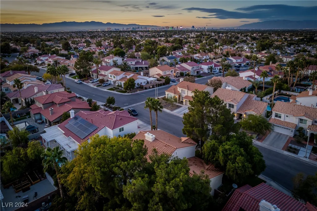 2003 Grafton, Henderson, NV 89074