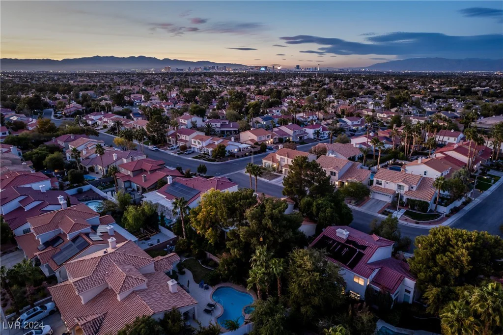 2003 Grafton, Henderson, NV 89074