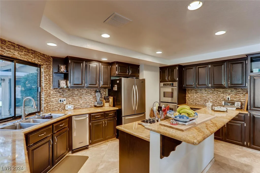 128 Quail Run, Henderson, NV 89014