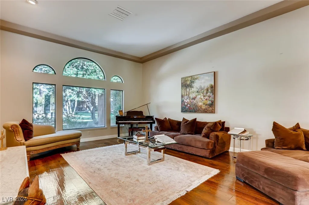 128 Quail Run, Henderson, NV 89014