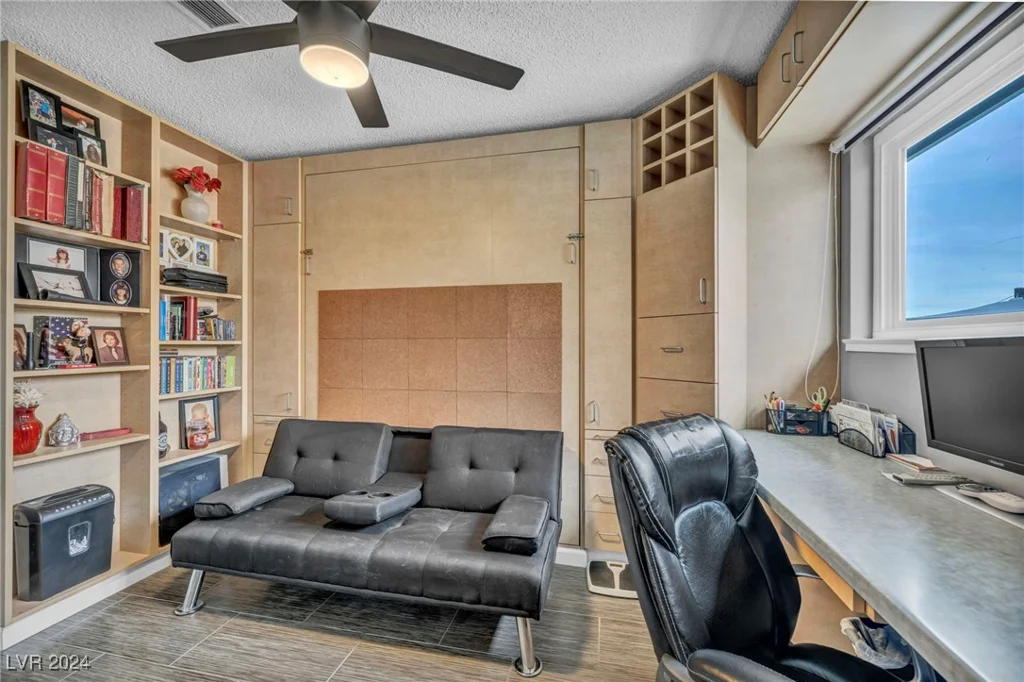 713 Antelope, Las Vegas, NV 89145