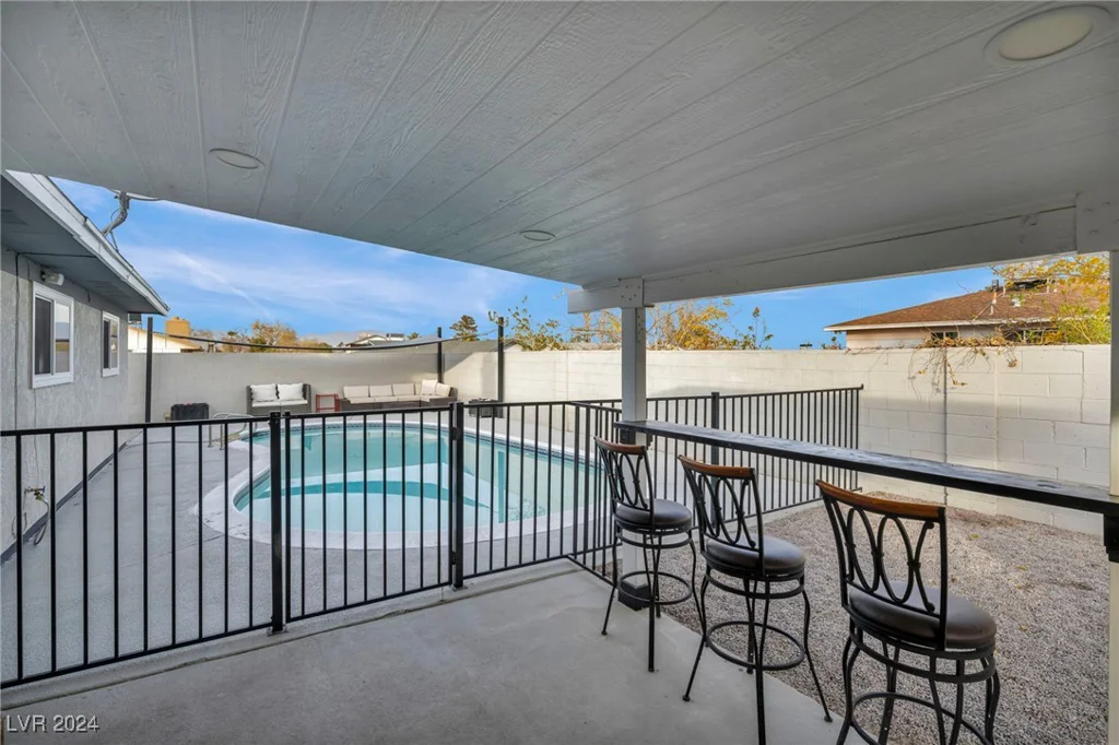 713 Antelope, Las Vegas, NV 89145