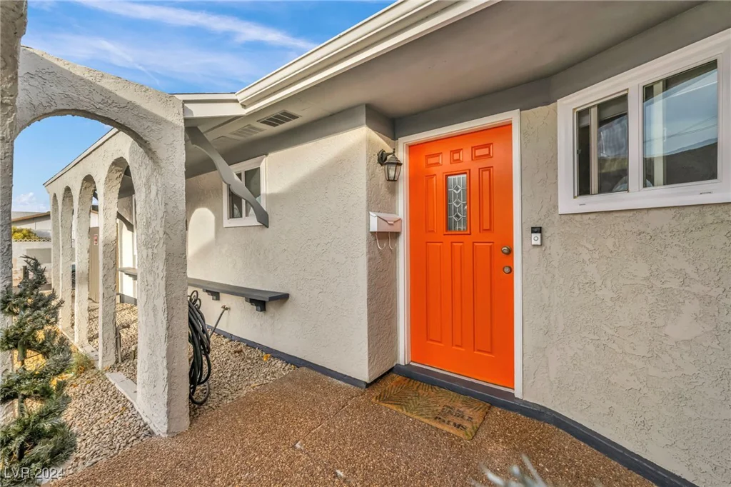 713 Antelope, Las Vegas, NV 89145