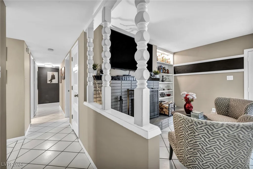 713 Antelope, Las Vegas, NV 89145