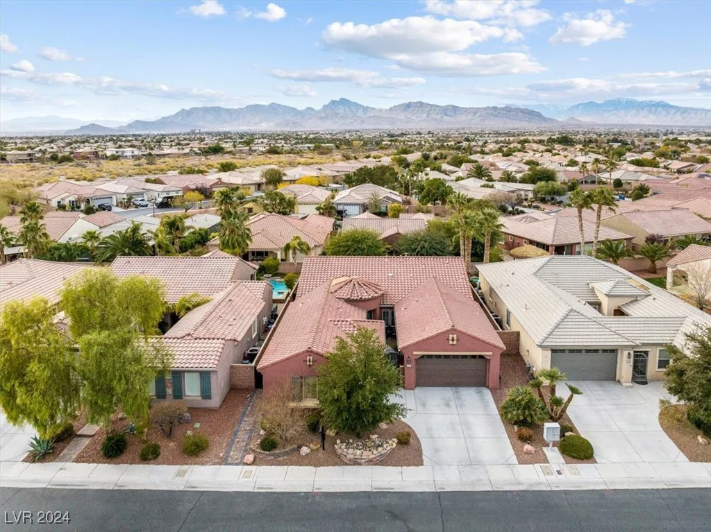 7141 Royal Melbourne, Las Vegas, NV 89131