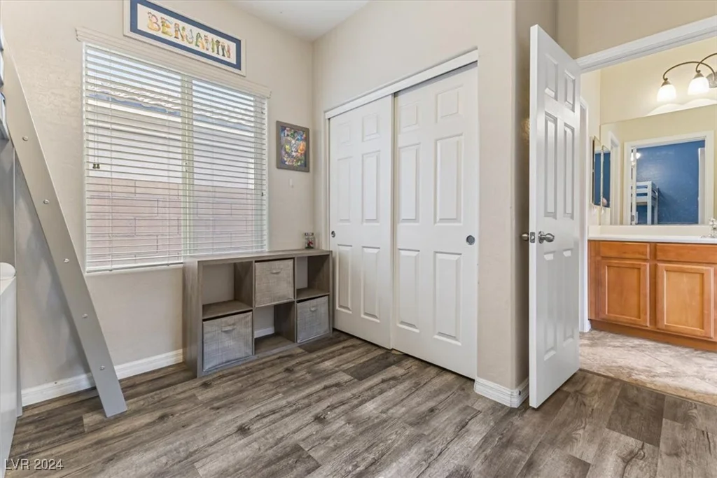 7141 Royal Melbourne, Las Vegas, NV 89131