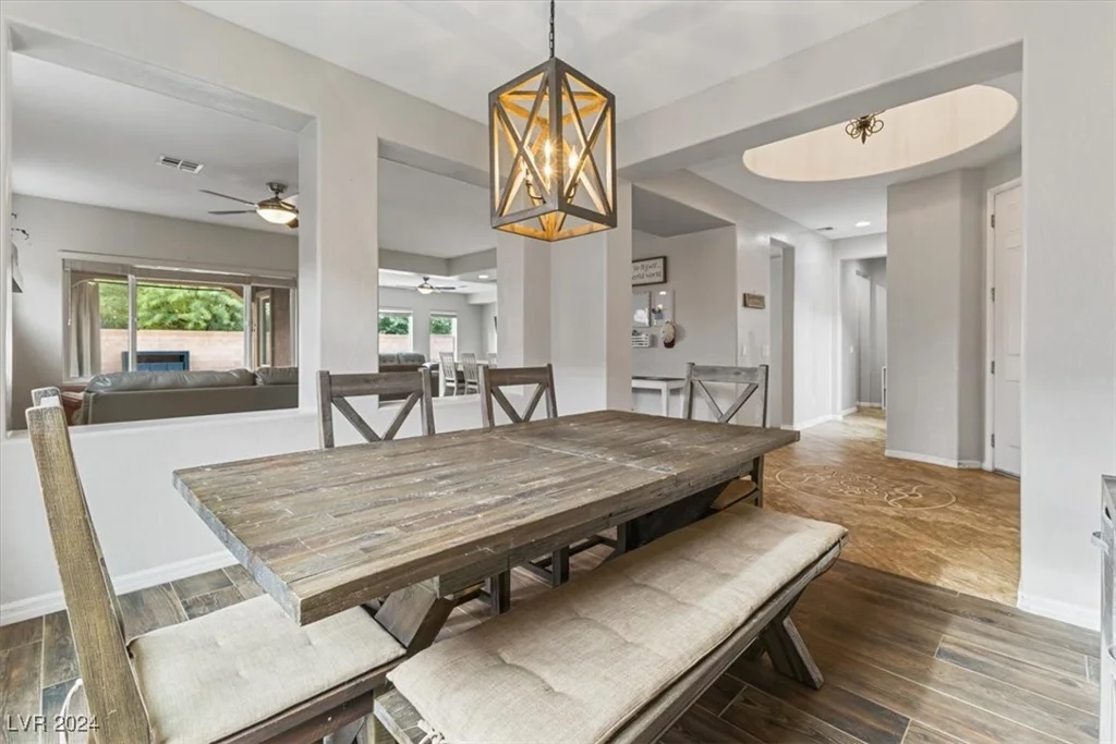 7141 Royal Melbourne, Las Vegas, NV 89131