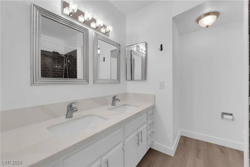 6263 Washington, Las Vegas, NV 89107