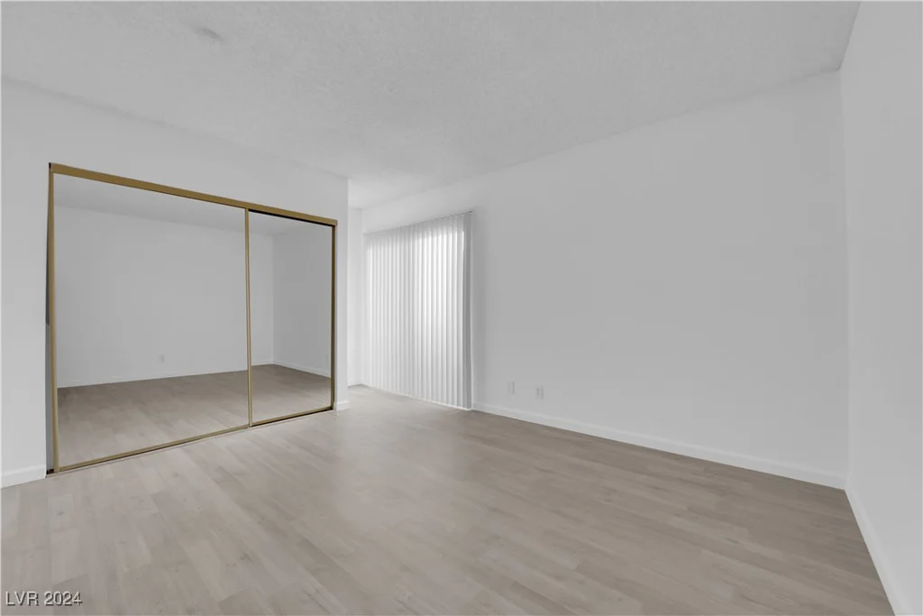 6263 Washington, Las Vegas, NV 89107